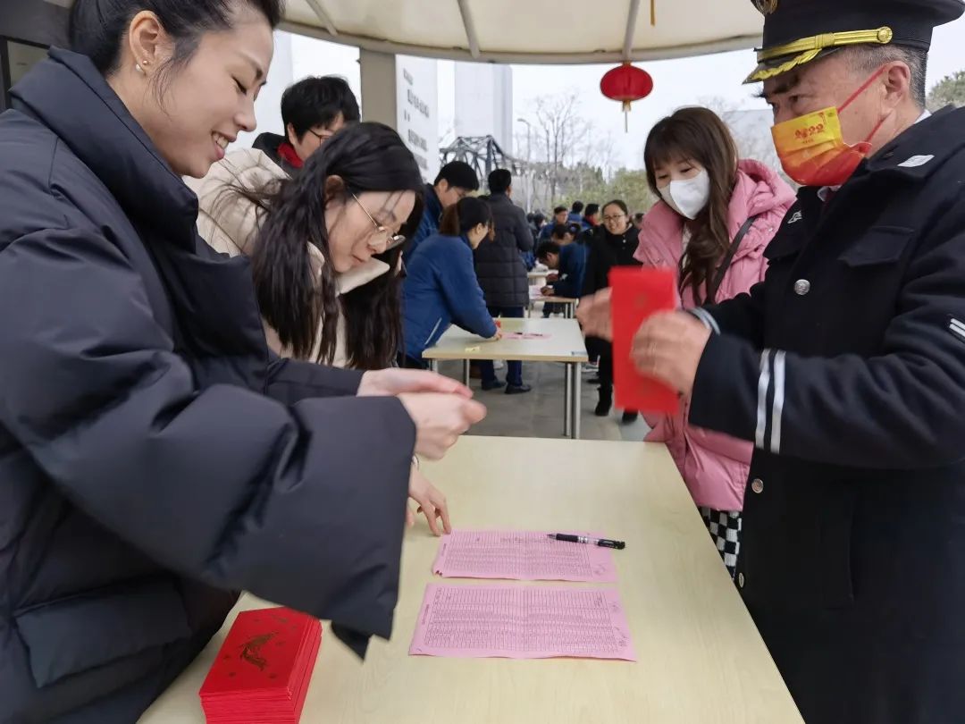 龍騰虎躍春意濃，巨人園區(qū)喜開工